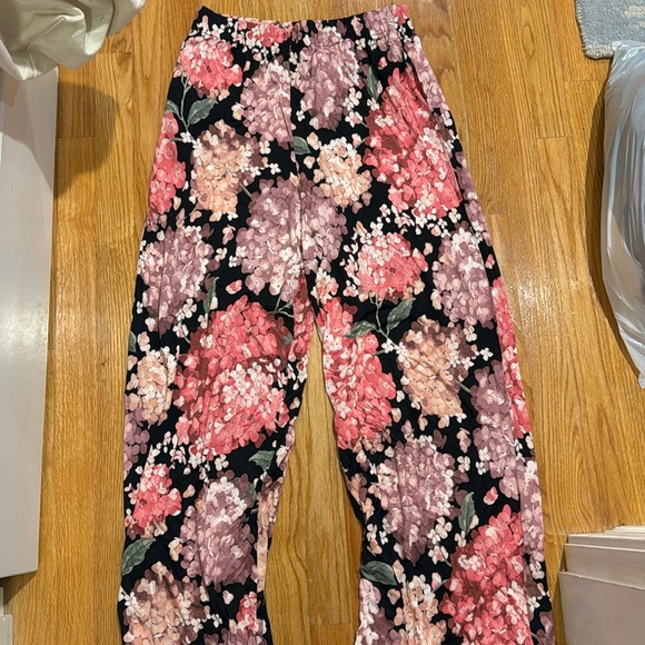 HM womens wide leg pant so soft brand ned sz M hydrangea print - Picture 1 of 4